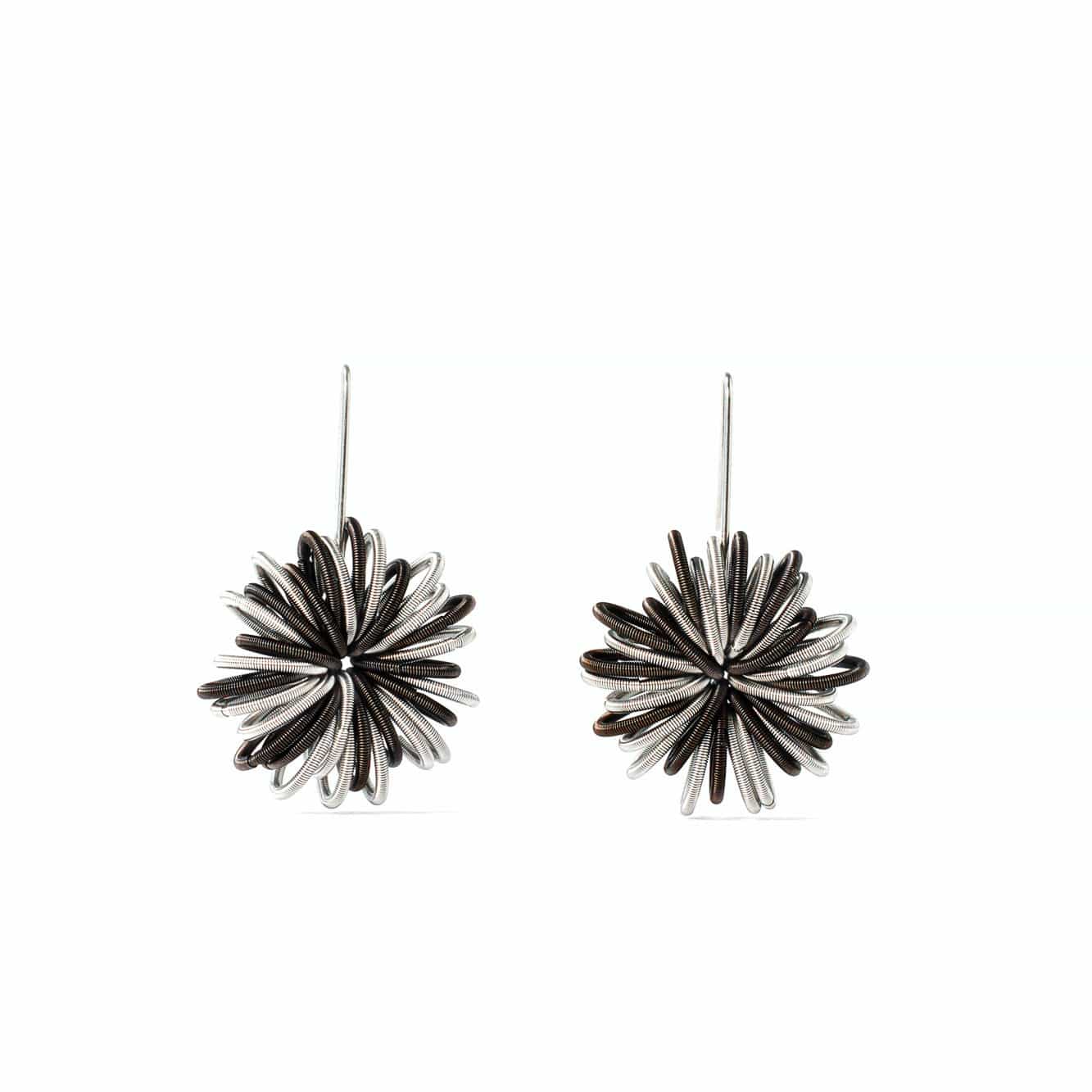 BEVERLY SMART Earrings Boucle d’Oreille "Ressort" en acier transformé