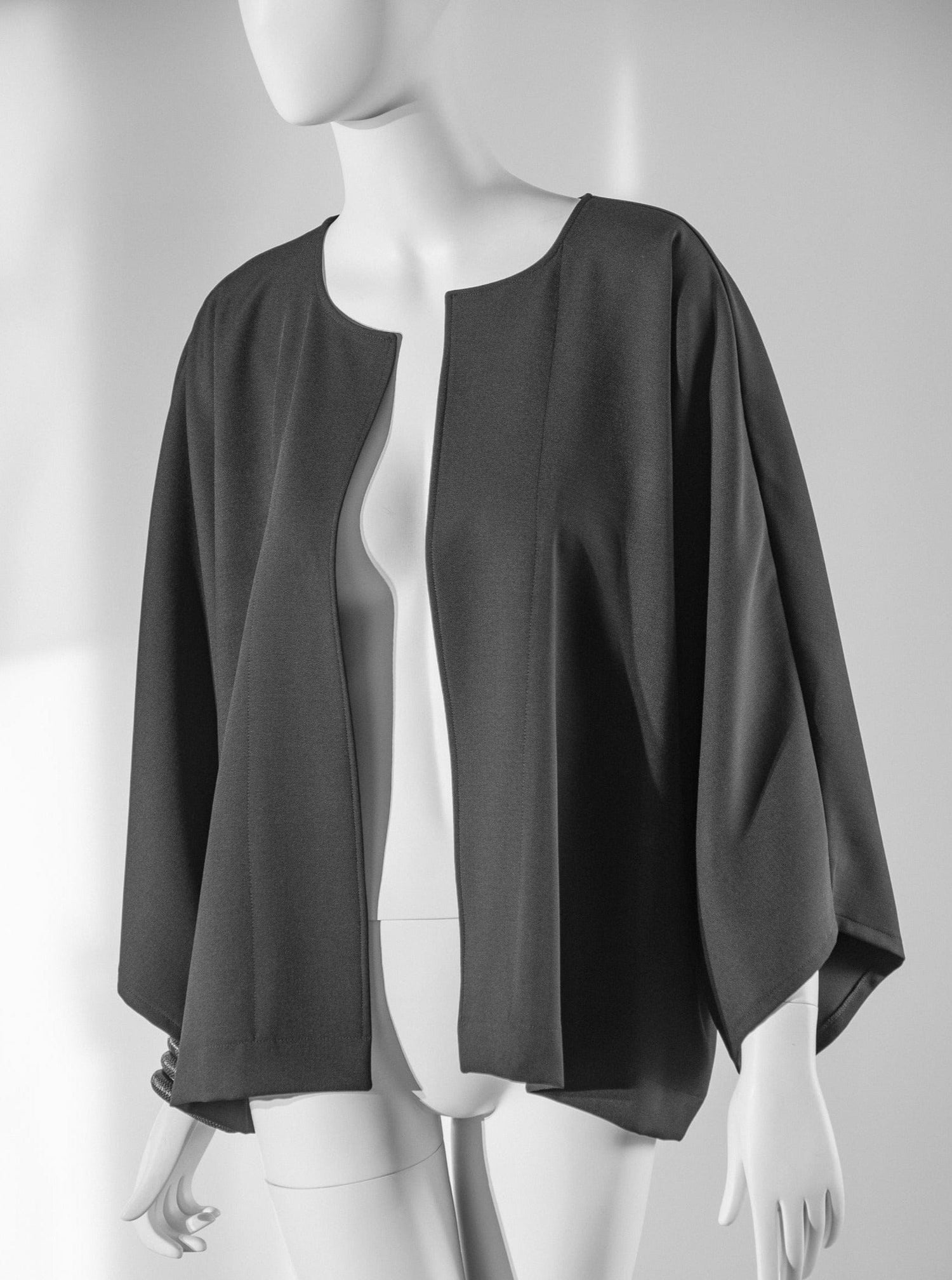 BEVERLY SMART veste VESTE kimono, noire et oversize